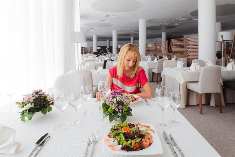 Lighthouse Golf & Spa Apartments Balchik Esterno foto