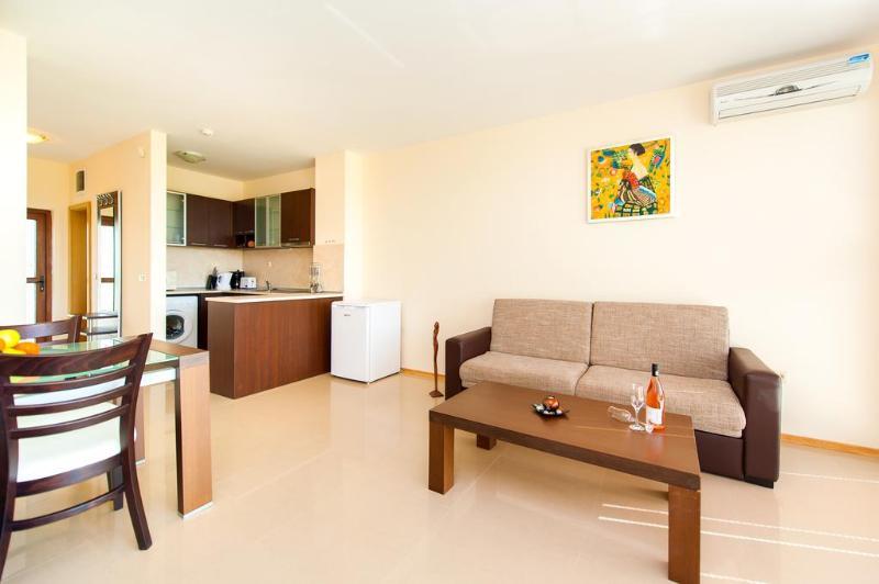 Lighthouse Golf & Spa Apartments Balchik Esterno foto